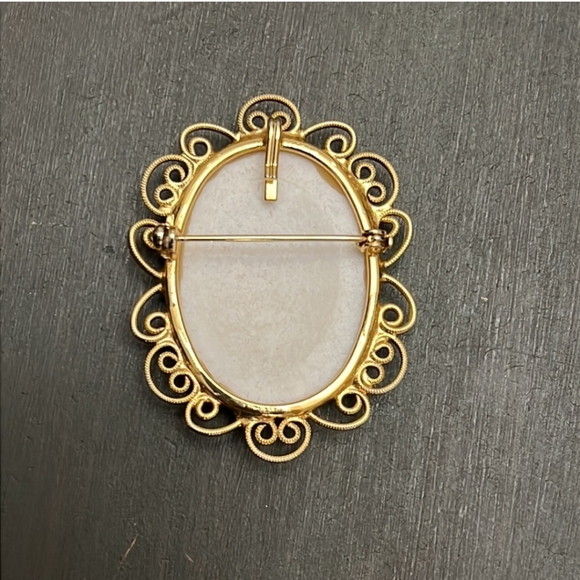 Vintage Porcelain Brooch/Pendant with Painted Rose! - Picture 2 of 5